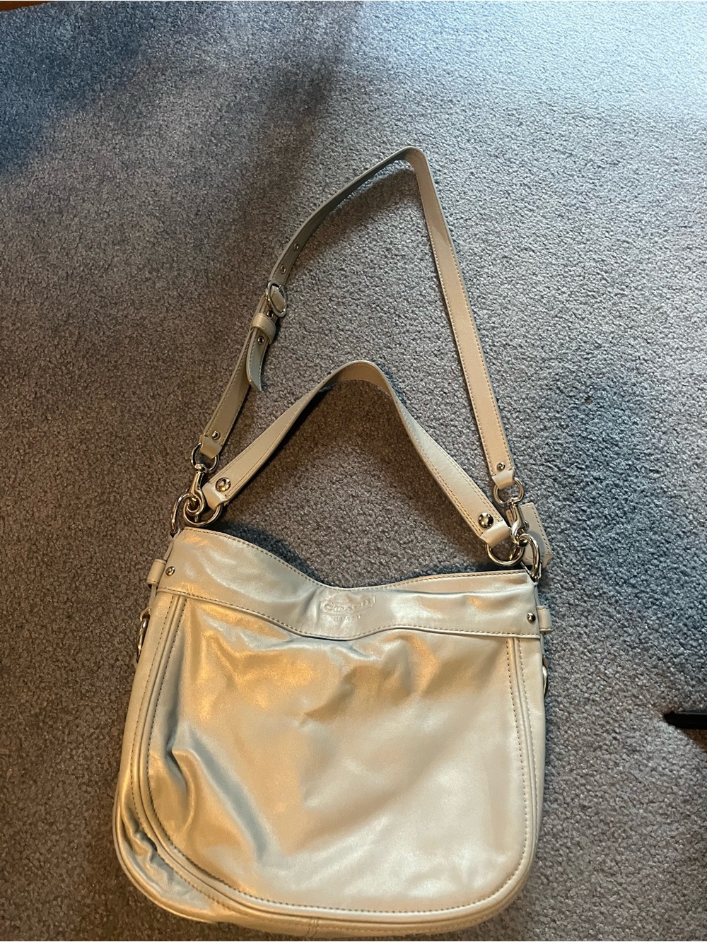 Coach Women's Metallic Cream Shoulder Bag - Classic Everyday Tote